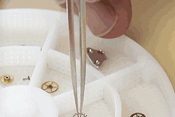 西安劳力士手表多久换电池